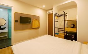 Khách sạn Đà Lạt có điều hòa - cách chợ 50m